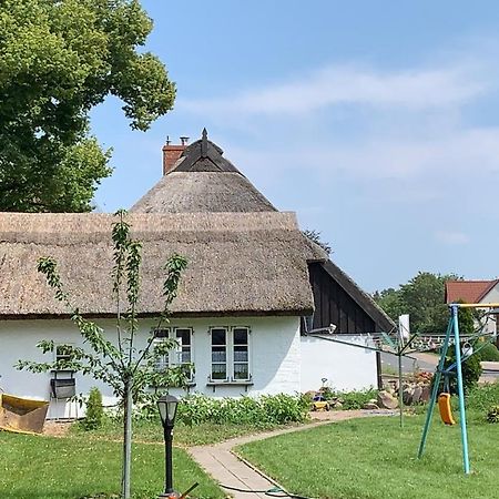 Ferienhaus Alte Schule Rambin Auf Ruegen Exterior photo